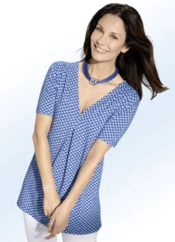 Attraktives Shirt Mit Seitenschlitzen