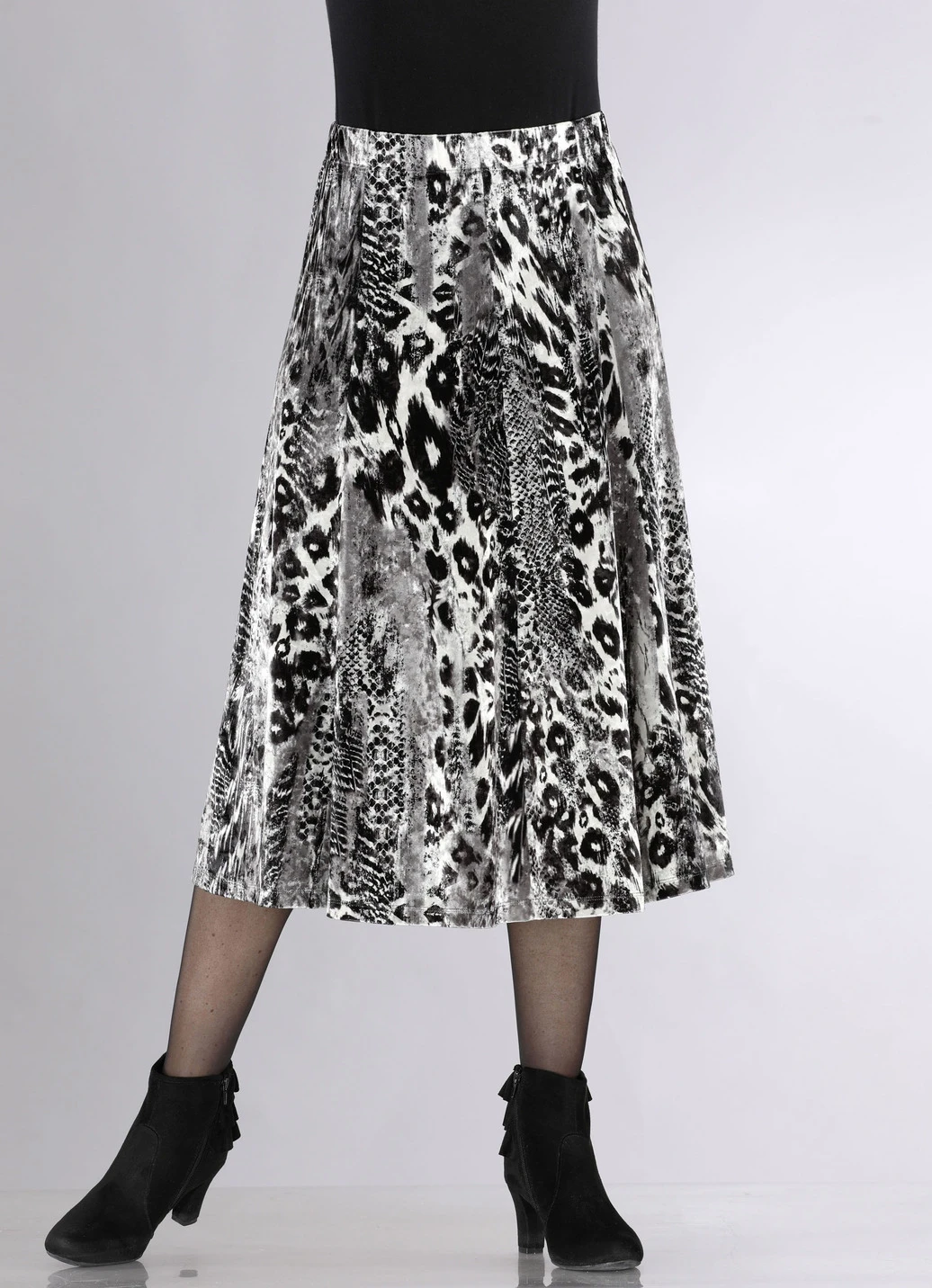 Bahnenrock Mit Farbbrillantem Inkjet-Druck 2 Bahnenrock Mit Farbbrillantem Inkjet-Druck – Bild 2