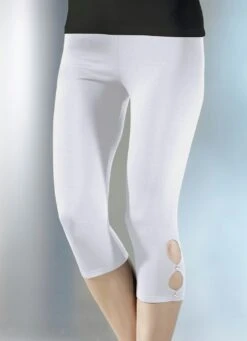 Caprihose Mit Silberfarbenen Zierknöpfen