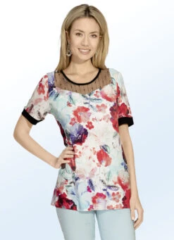 Fantasievolles Longshirt Mit Effektvoller Tülleinsatz