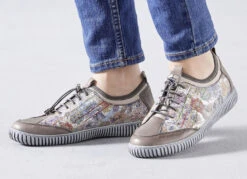 Gemini Sneaker Aus Teilweise Floral Bedrucktem Rindleder -Angebote Trend Seele Store gemini sneaker aus teilweise floral bedrucktem rindleder farbe taupe bunt groesse 037 2