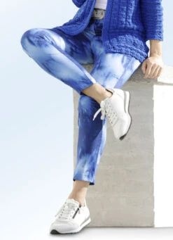 Hose In Angesagter Batik-Optik