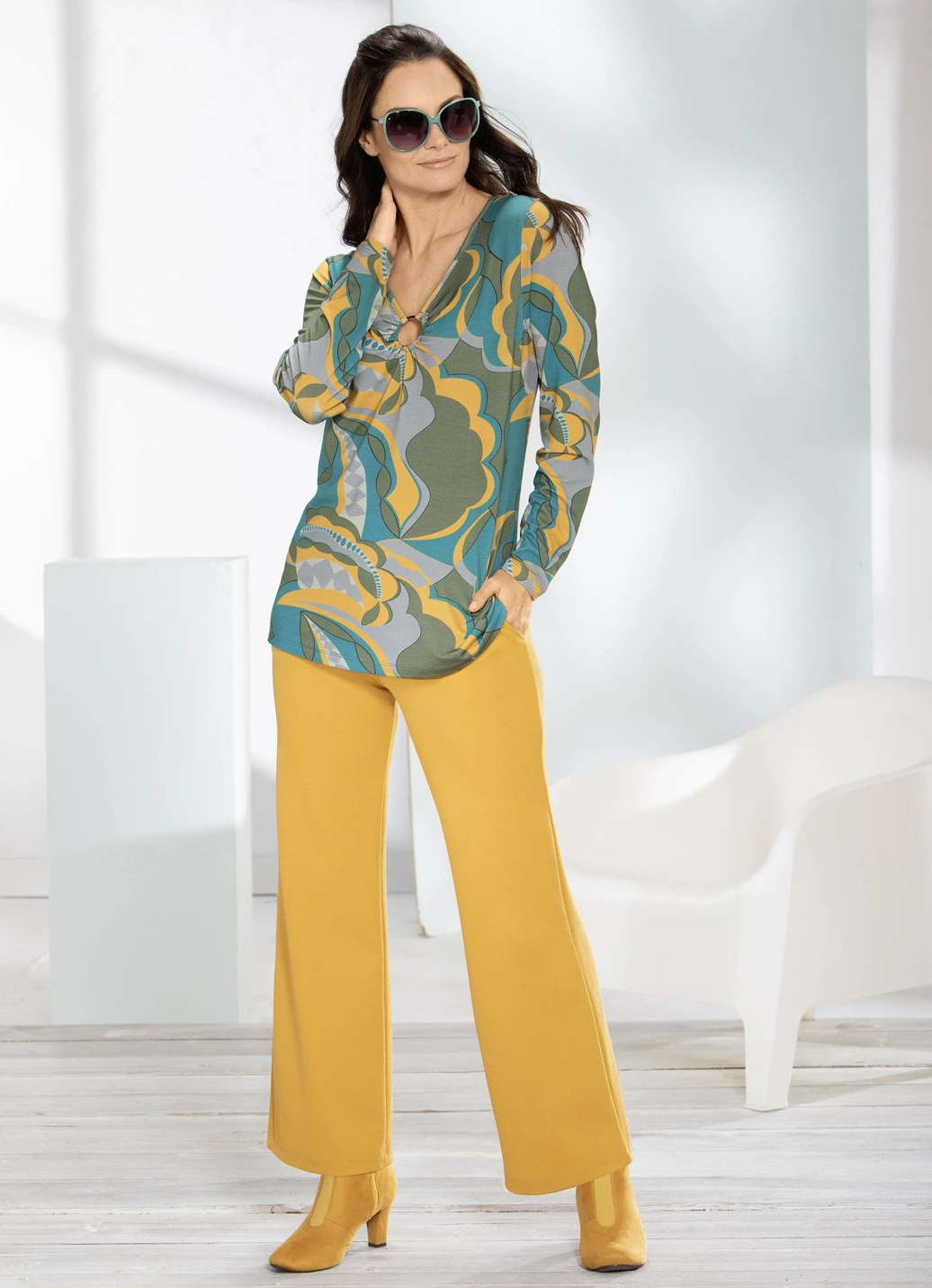 Hose In Modischer Weite 2 Hose In Modischer Weite – Bild 2