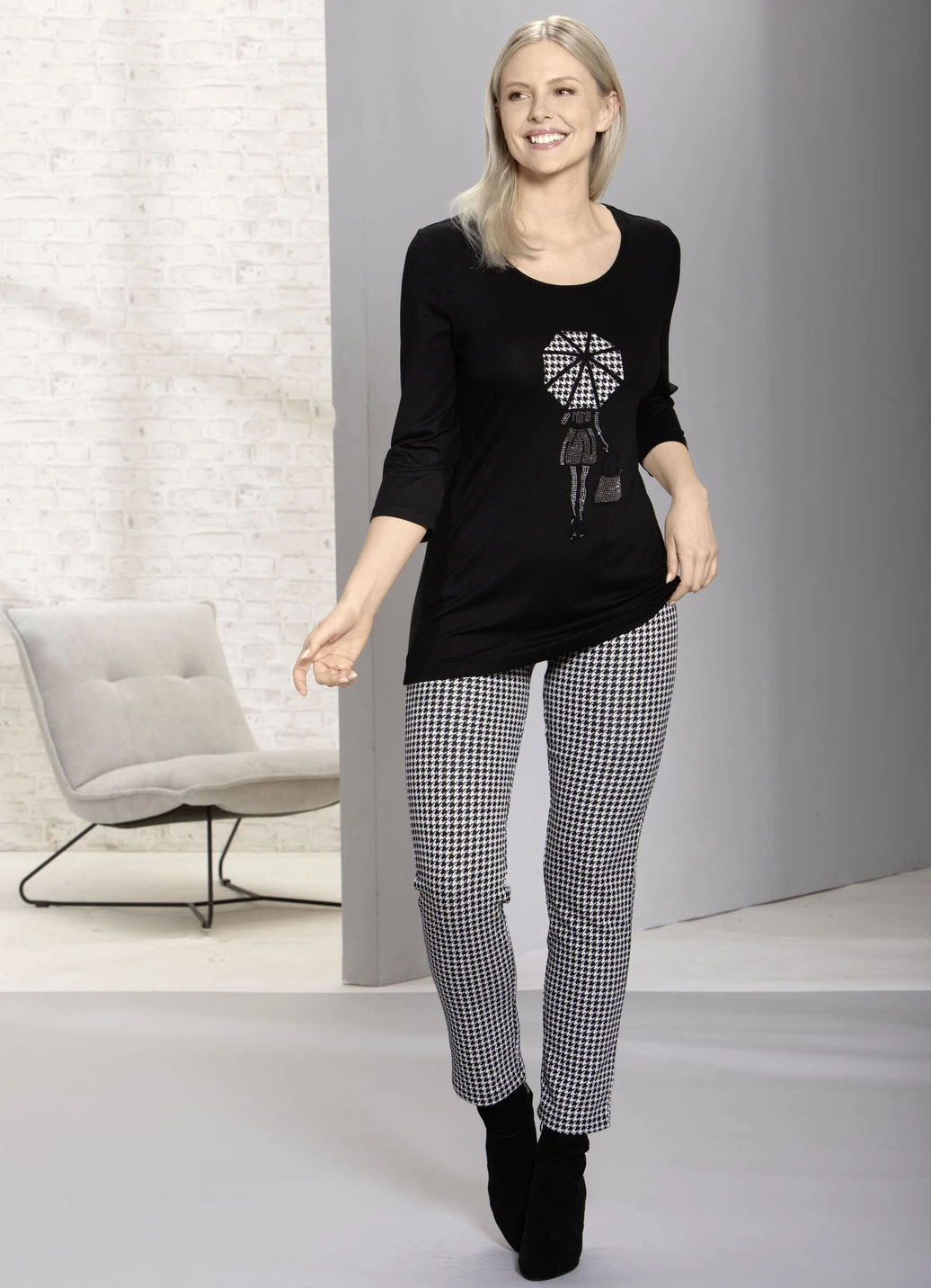 Hübsches Shirt Mit Aufwendiger Applikation 4 Hübsches Shirt Mit Aufwendiger Applikation – Bild 4