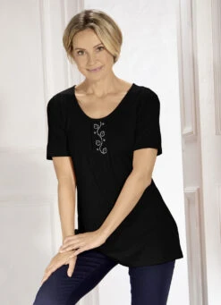 Hübsches Shirt Mit Strasszier In 2 Farben