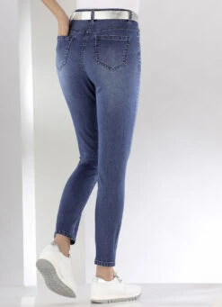 Jeans Mit Floralen Lochstickereien Und Strasssteinchen 15 Jeans Mit Floralen Lochstickereien Und Strasssteinchen -Angebote Trend Seele Store jeans mit floralen lochstickereien und strasssteinchen farbe jeansblau groesse 038 3