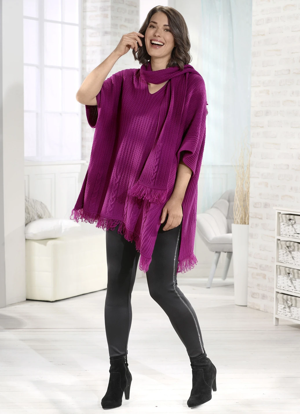 Leggings Mit Silberfarben Glänzenden Zierplättchen 2 Leggings Mit Silberfarben Glänzenden Zierplättchen – Bild 2