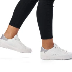 Rieker Schnür- Sneaker Mit Grauem Textilbesatz -Angebote Trend Seele Store rieker schnuer sneaker mit grauem textilbesatz farbe weiss grau groesse 036 6