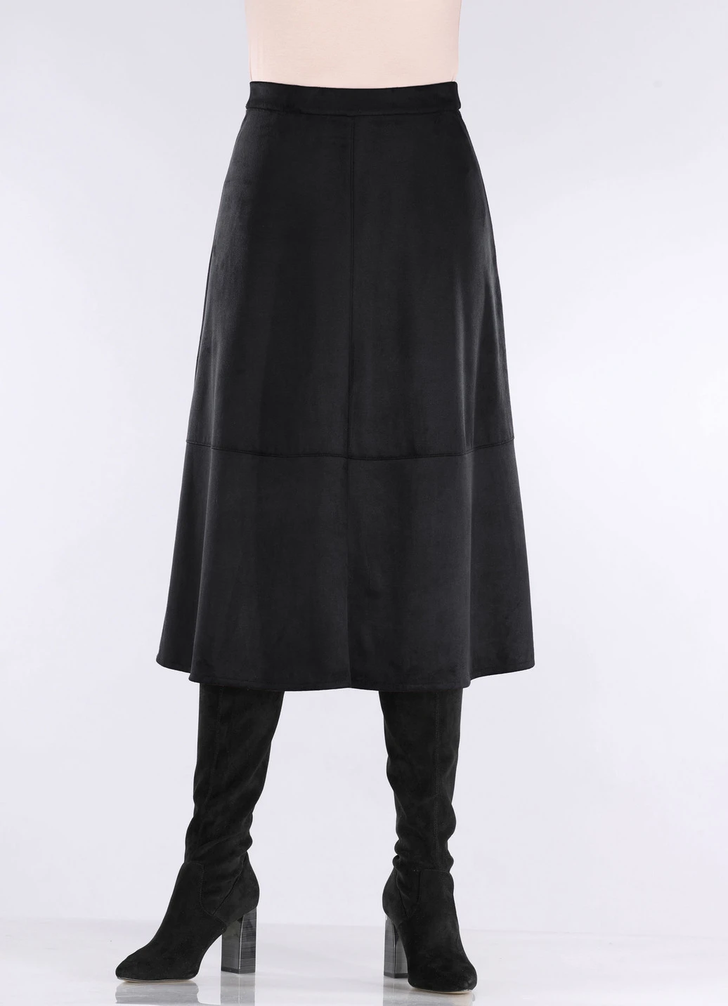 Samtweicher Rock In Wildleder-Optik 2 Samtweicher Rock In Wildleder-Optik – Bild 2