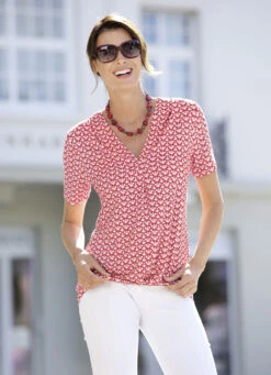 Shirt Mit Rückwärtiger Smokverarbeitung In 2 Farben