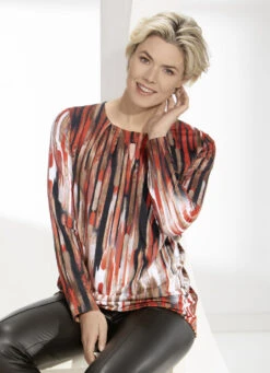 Shirt Mit Rundhalsausschnitt In Raffinierter Verarbeitung