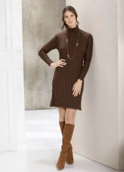 Strick-Kleid In Figurnaher Schlupfform