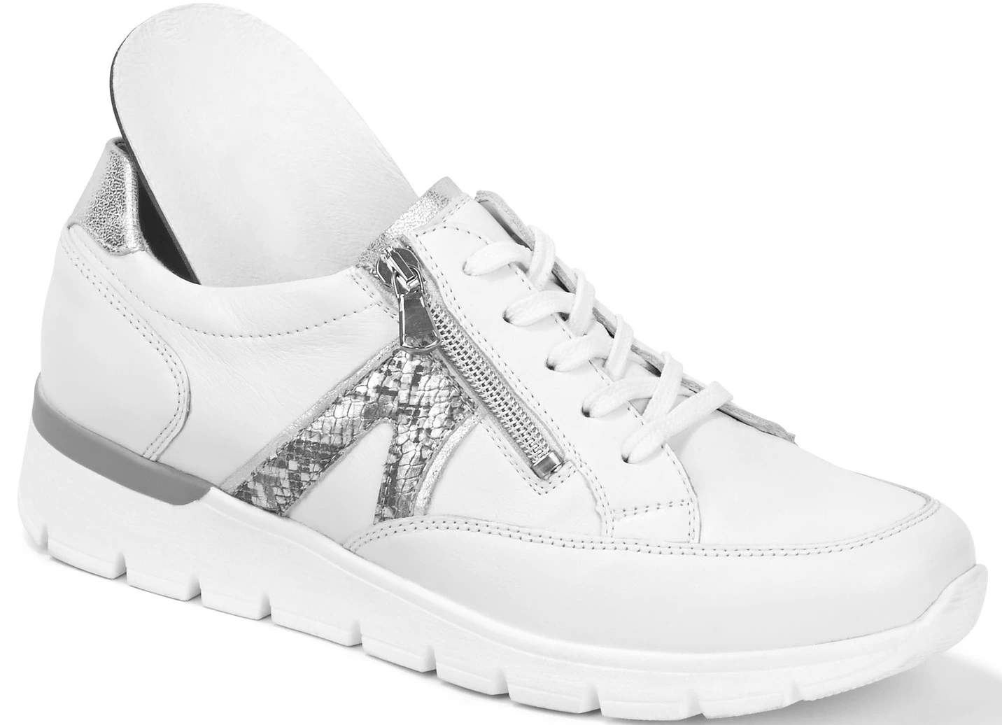 Waldläufer Schnürschuh Mit Geprägten Einsätzen In Altsilber 9 Waldläufer Schnürschuh Mit Geprägten Einsätzen In Altsilber – Bild 9